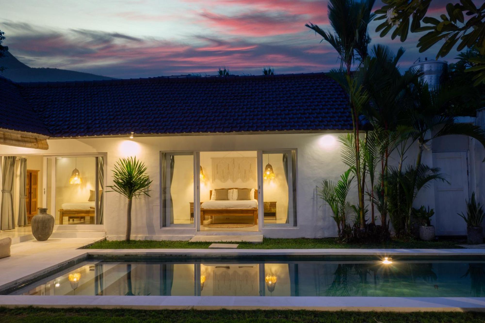 Villa Pagu Seminyak  Luaran gambar